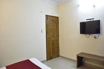 Oyo 10229 Crystal Hotel Manali (Himachal Pradesh)