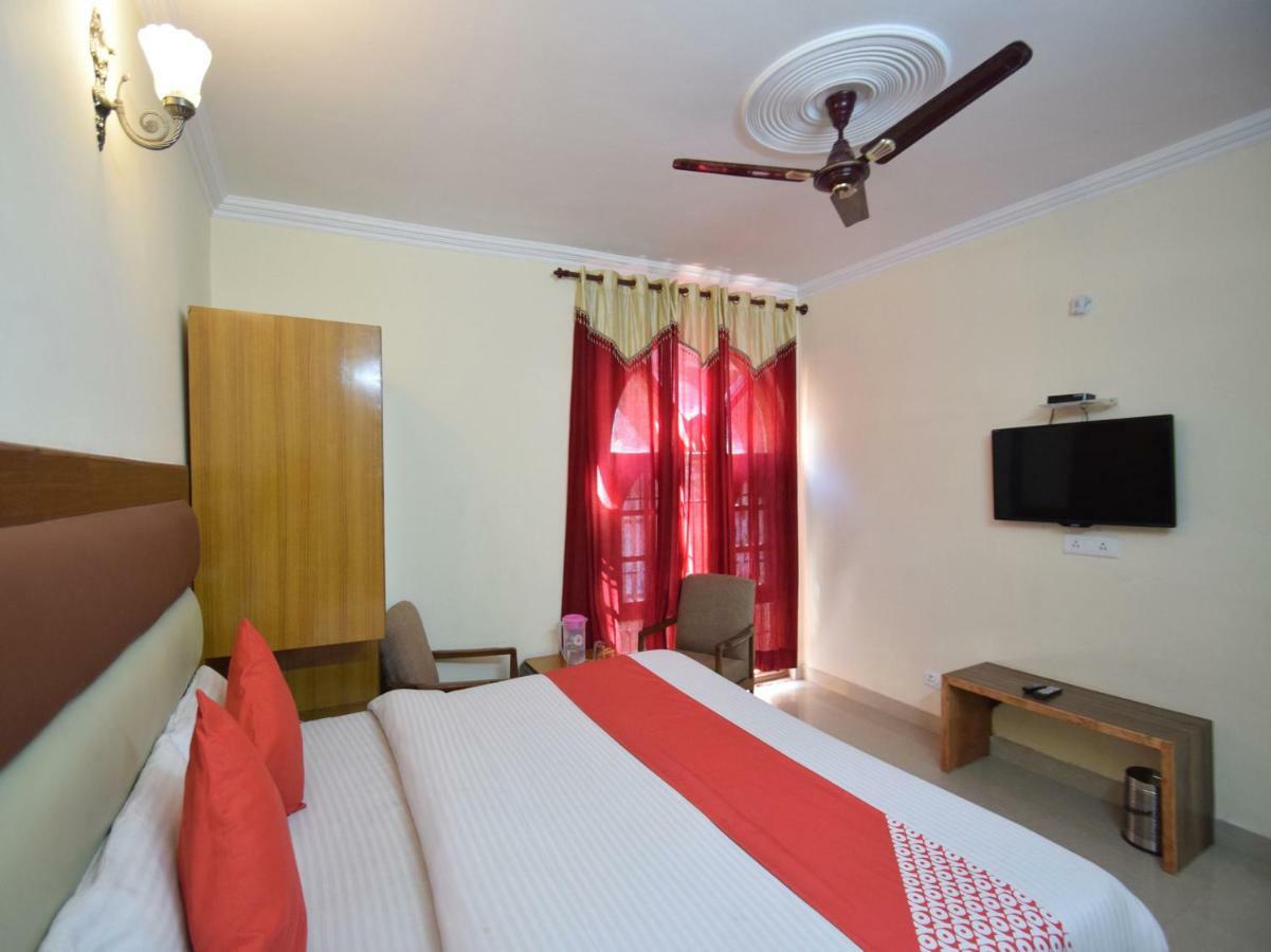 Oyo 10229 Crystal 3* Manali (Himachal Pradesh)